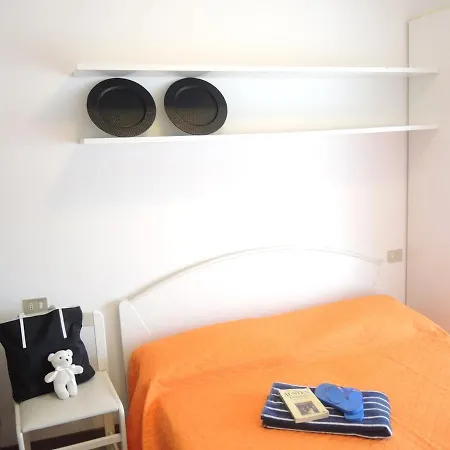 Bright Sea Front With Terrace-beahost * Μπιμπιόνε