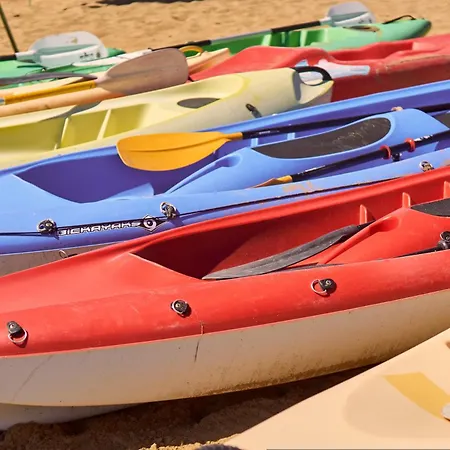 Bright Sea Front With Terrace-beahost Μπιμπιόνε
