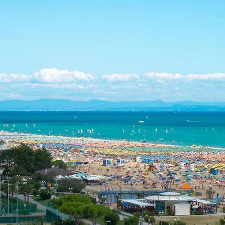 Apartmán Bright Sea Front With Terrace-beahost *