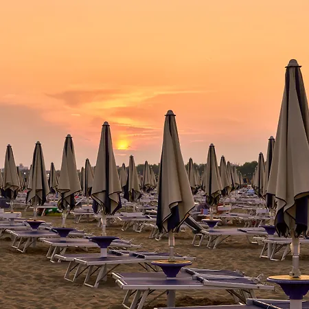 Bright Sea Front With Terrace-beahost Apartmán Bibione