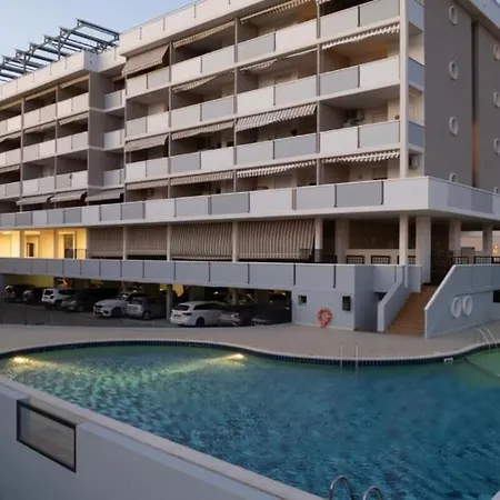 Апартаменти Bright Sea Front With Terrace-beahost *