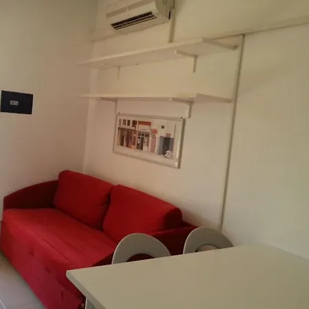 Bright Sea Front With Terrace-beahost Бібіоне