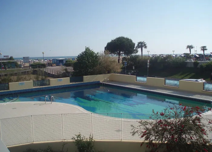Bright Sea Front With Terrace-beahost * Bibione